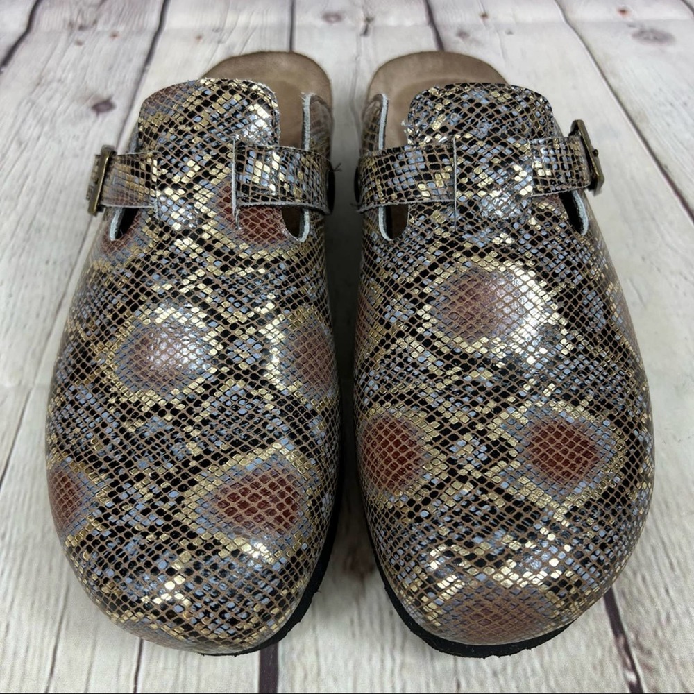 NAOT Elegant Autumn Golden Python Print Leather Slip On Clogs - Picture 3 of 15